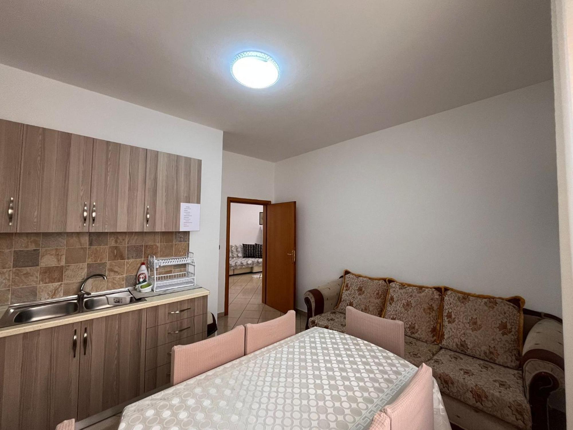Appartamento Rikardo Apartament Vlorë Esterno foto