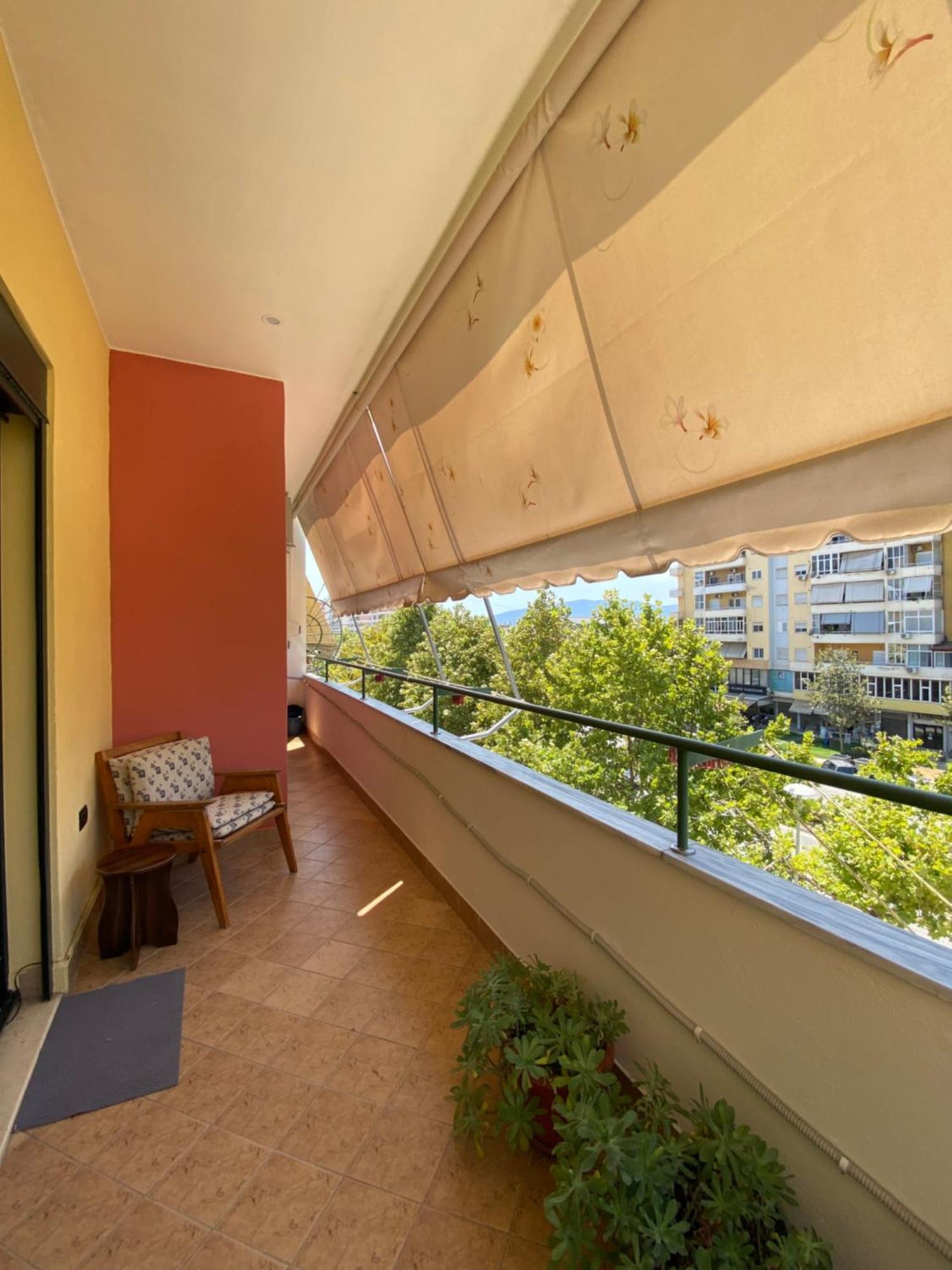 Appartamento Rikardo Apartament Vlorë Esterno foto
